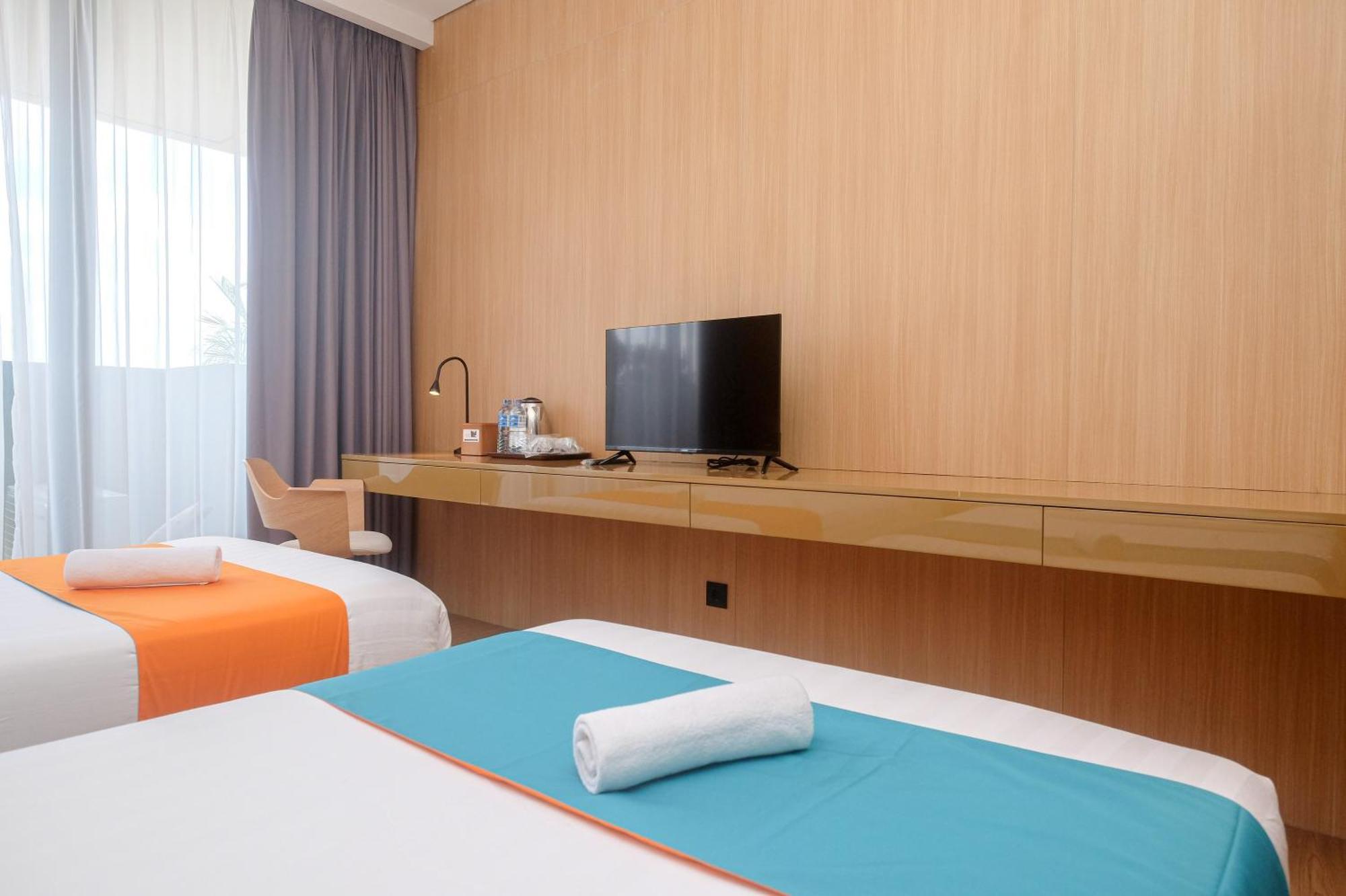 Sans Hotel Rg Living Jogja By Reddoorz Pakualaman 外观 照片